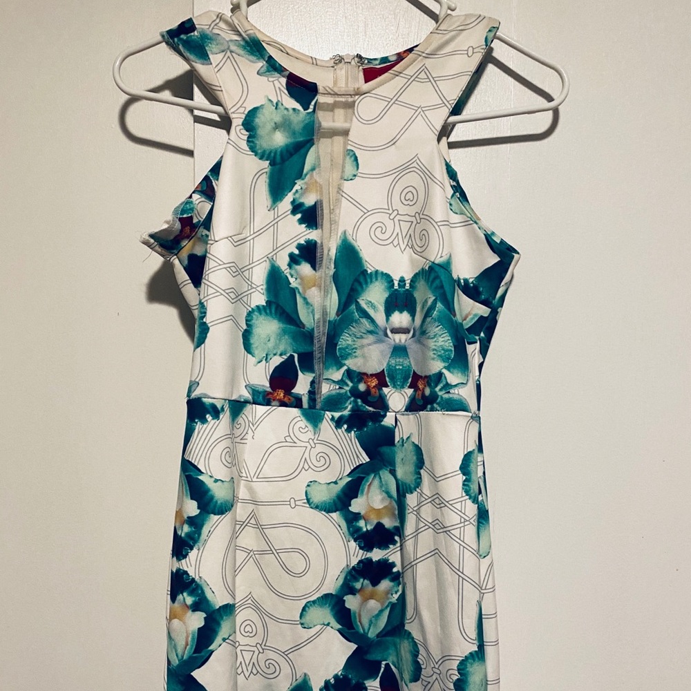Mini dress